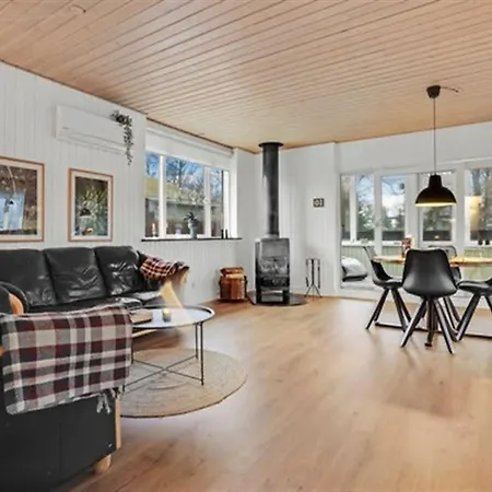 Vemund - 500m From The Sea By Interhome Holiday home *
